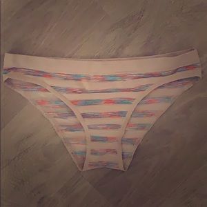 VS Grey-multicolored Striped cheekini NWOT